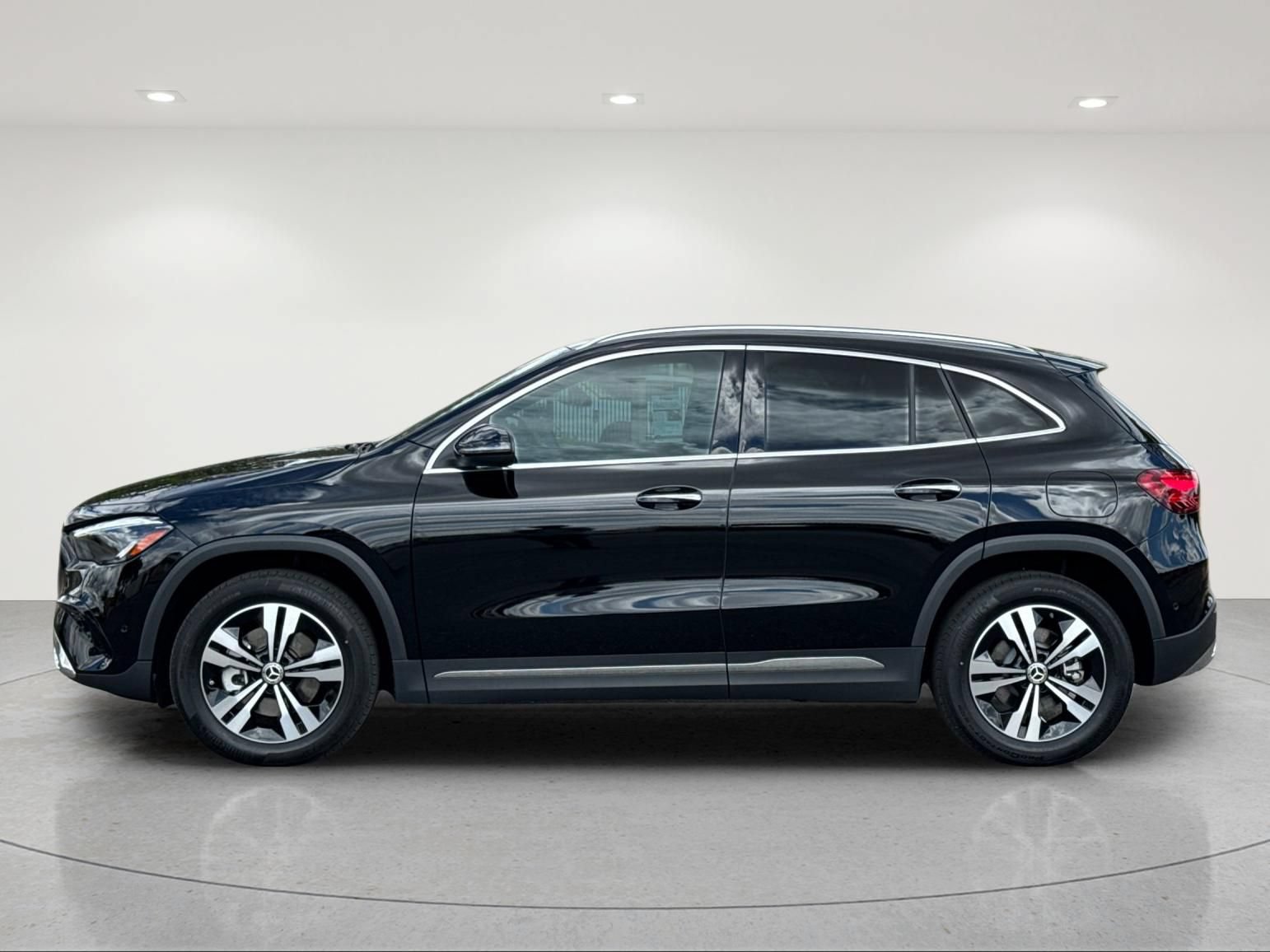 Certified 2026 Mercedes-Benz GLA 250 image 3