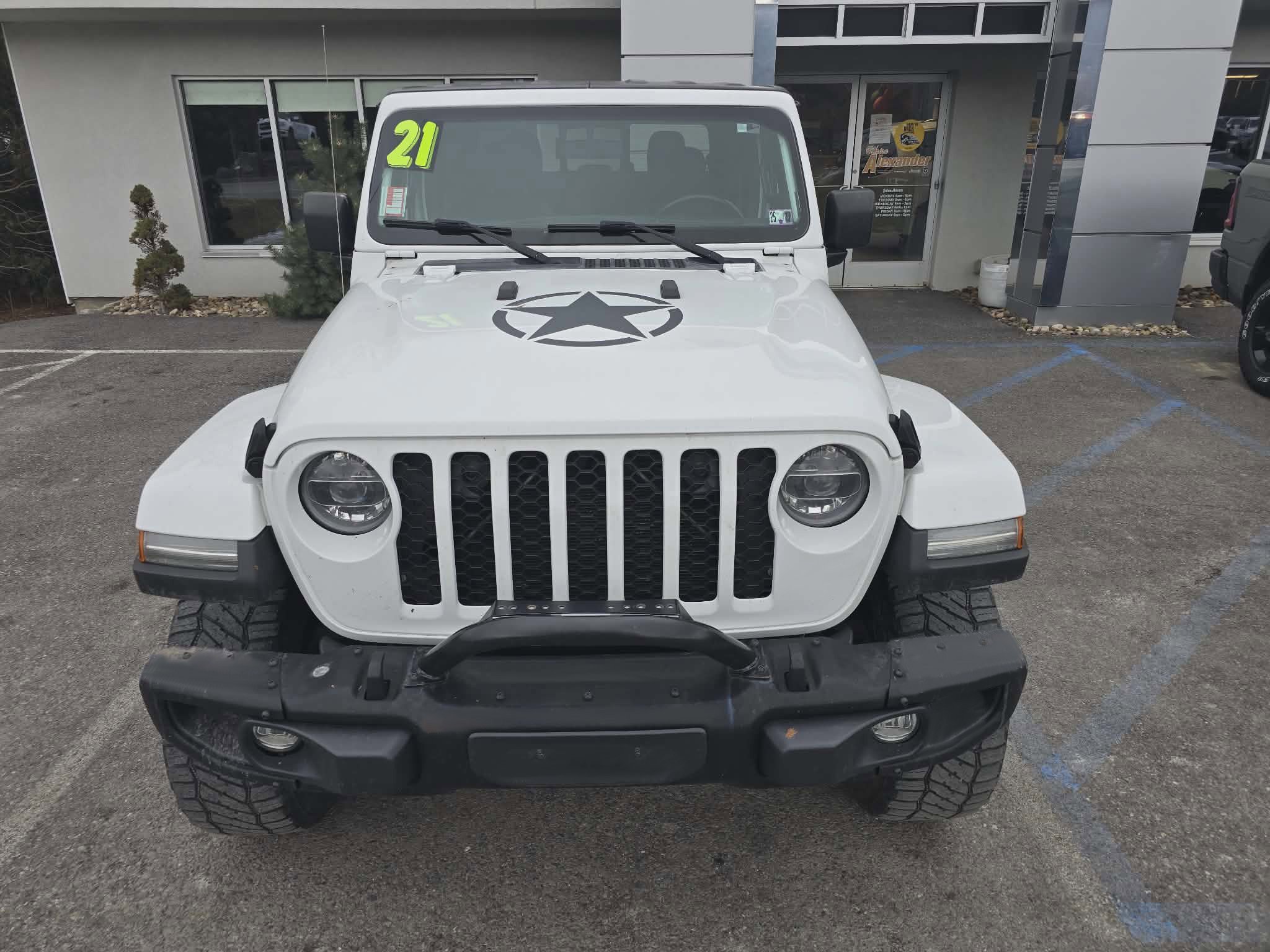 Used 2021 Jeep Gladiator Sport image 9