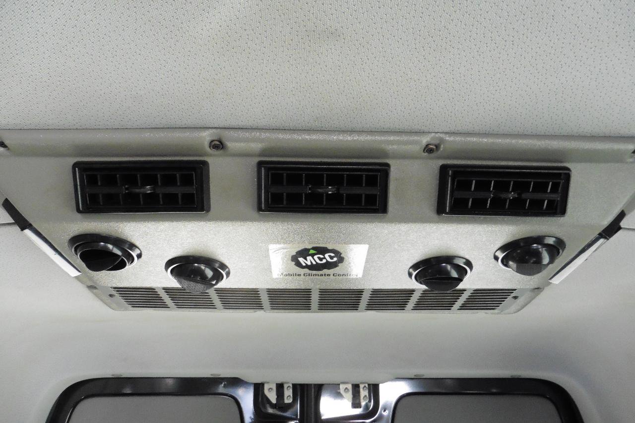 Used 2012 Mercedes-Benz Sprinter 3500 image 18
