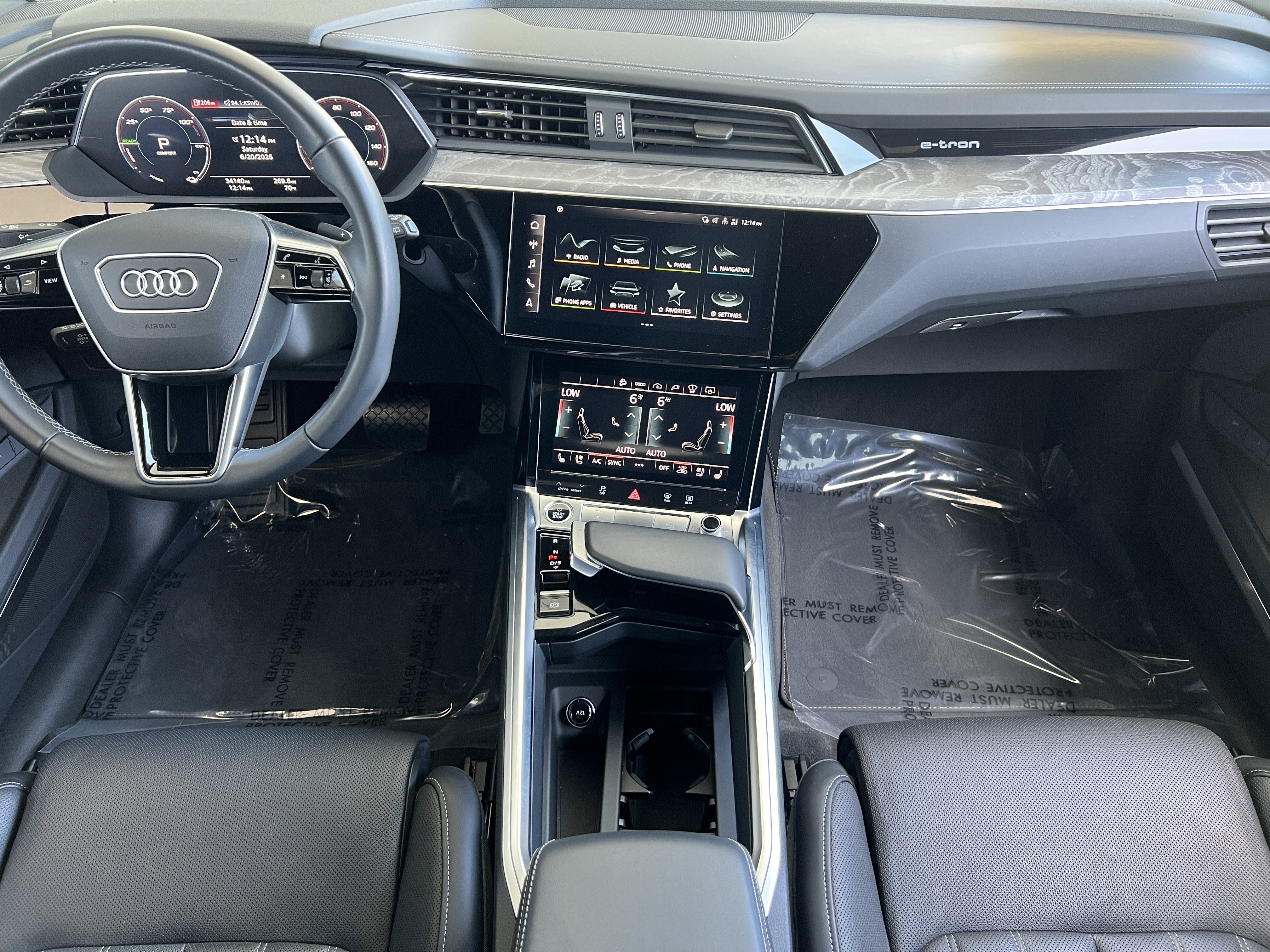 Used 2022 Audi e-tron Chronos AWD/4WD image 34