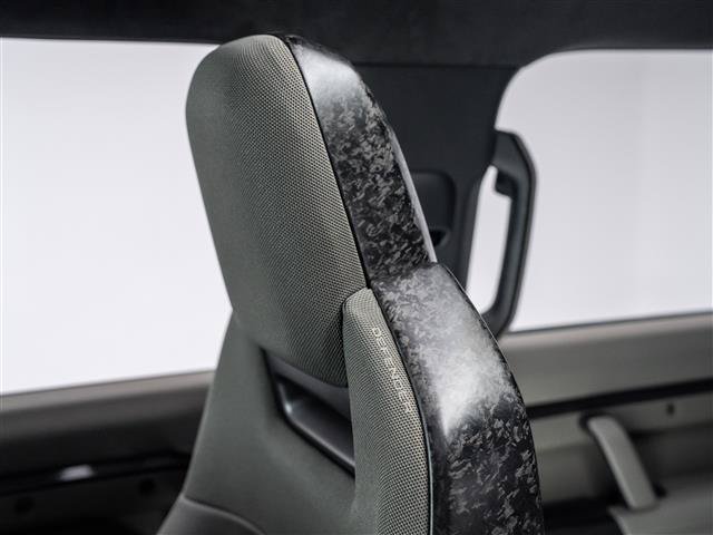 Used 2025 Land Rover Defender 110 AWD/4WD image 15
