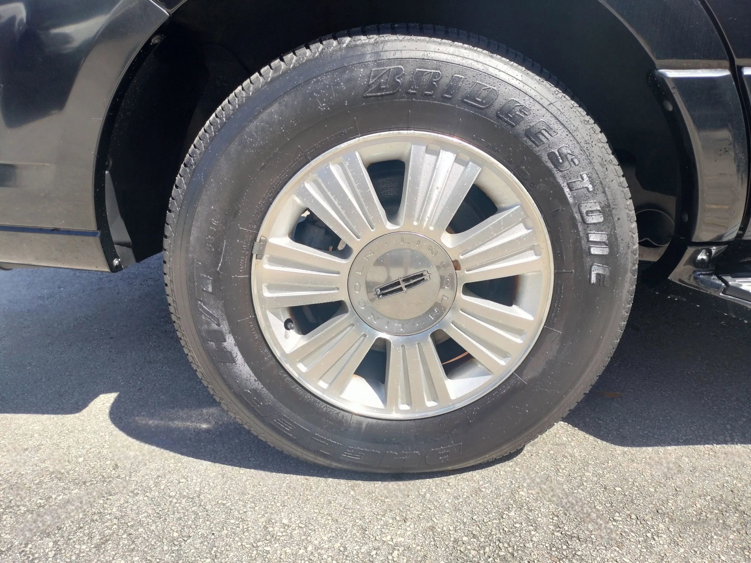 Used 2008 Lincoln Navigator 2WD image 30