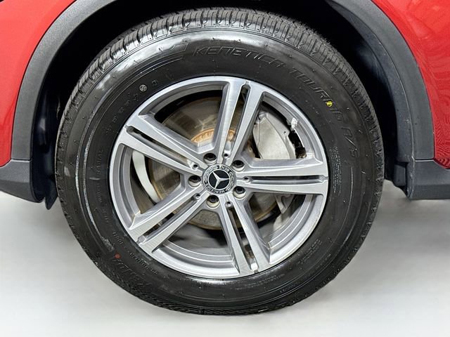 Used 2021 Mercedes-Benz GLC 300 4MATIC image 32