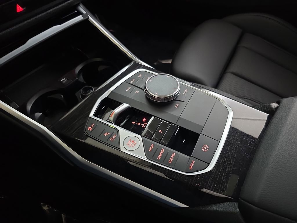 Used 2023 BMW 330i xDrive Sedan w/ Driving Assistance Package image 27