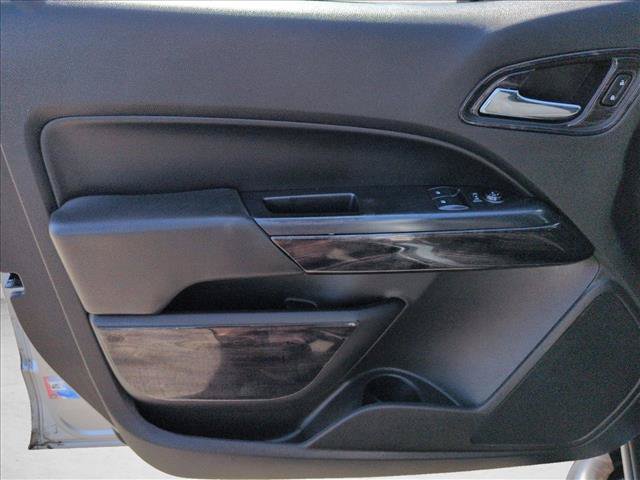 Used 2016 Chevrolet Colorado LT w/ LT Convenience Package RWD image 11