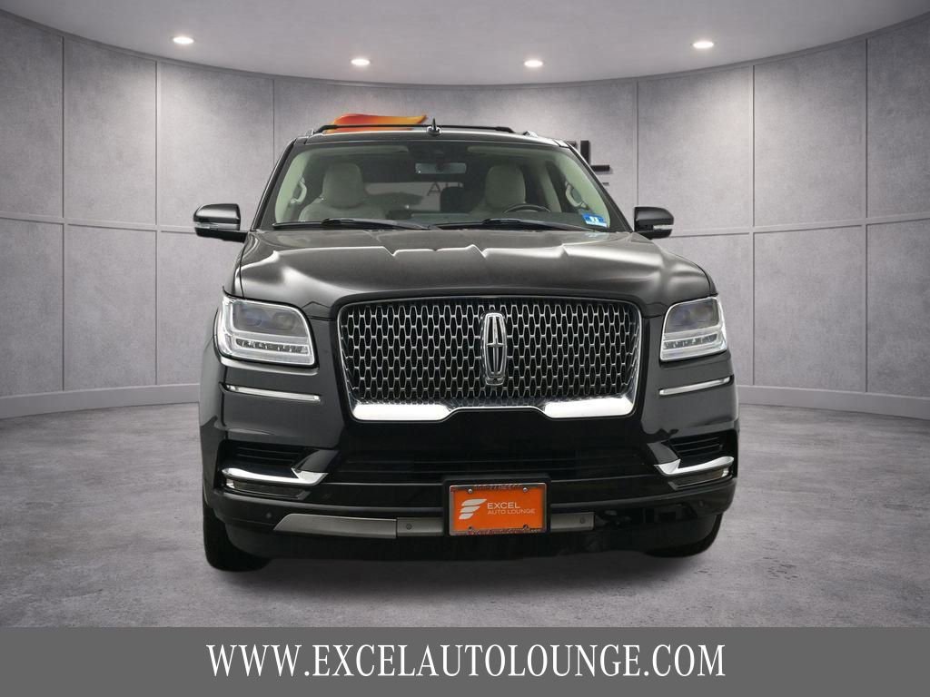 Used 2020 Lincoln Navigator Reserve w/ Cargo Convenience Package AWD/4WD image 12