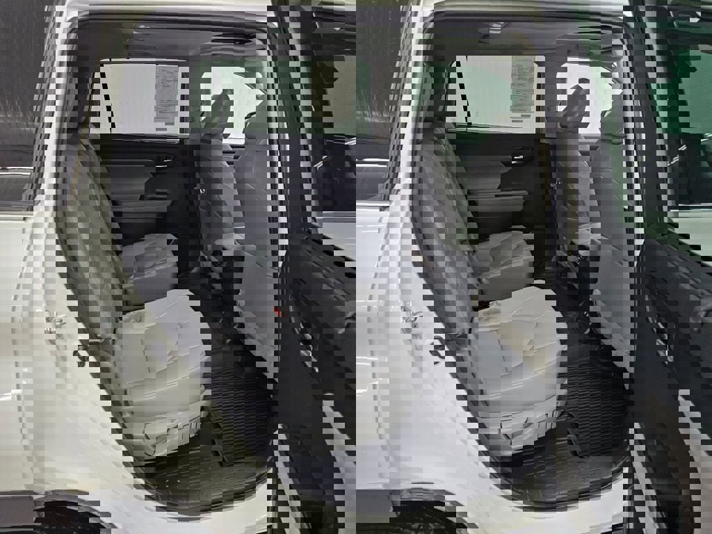 Used 2021 Toyota Highlander XLE image 20