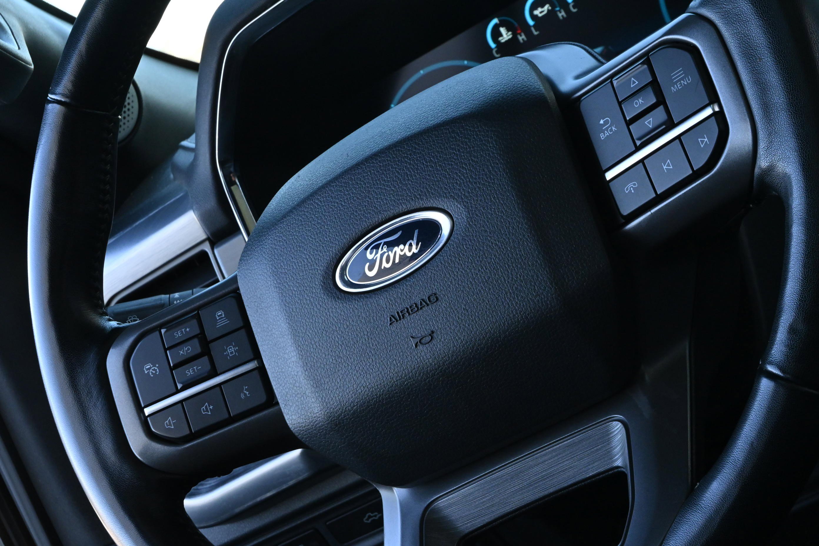 Used 2022 Ford F150 Lariat w/ Equipment Group 502A High AWD/4WD image 25