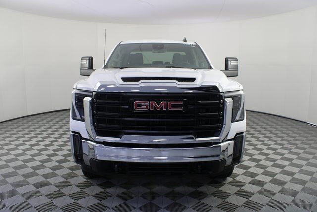 New 2026 GMC Sierra 2500 Pro w/ Convenience Package image 25