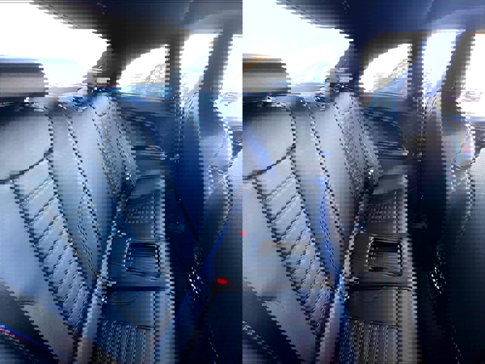 Used 2023 BMW M2 w/ Lighting Package image 28