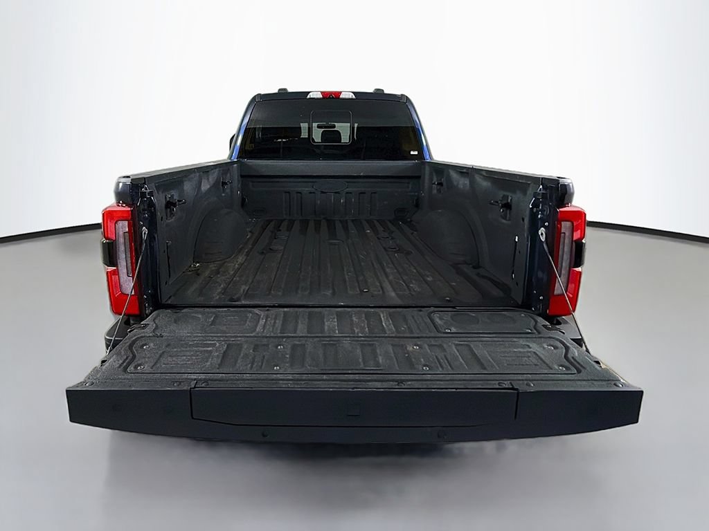 Used 2023 Ford F250 Platinum AWD/4WD image 21