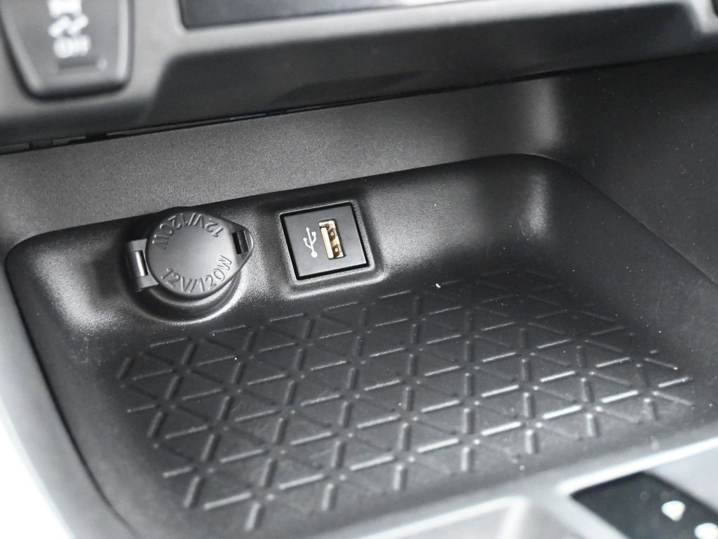 Used 2023 Toyota RAV4 XLE image 25