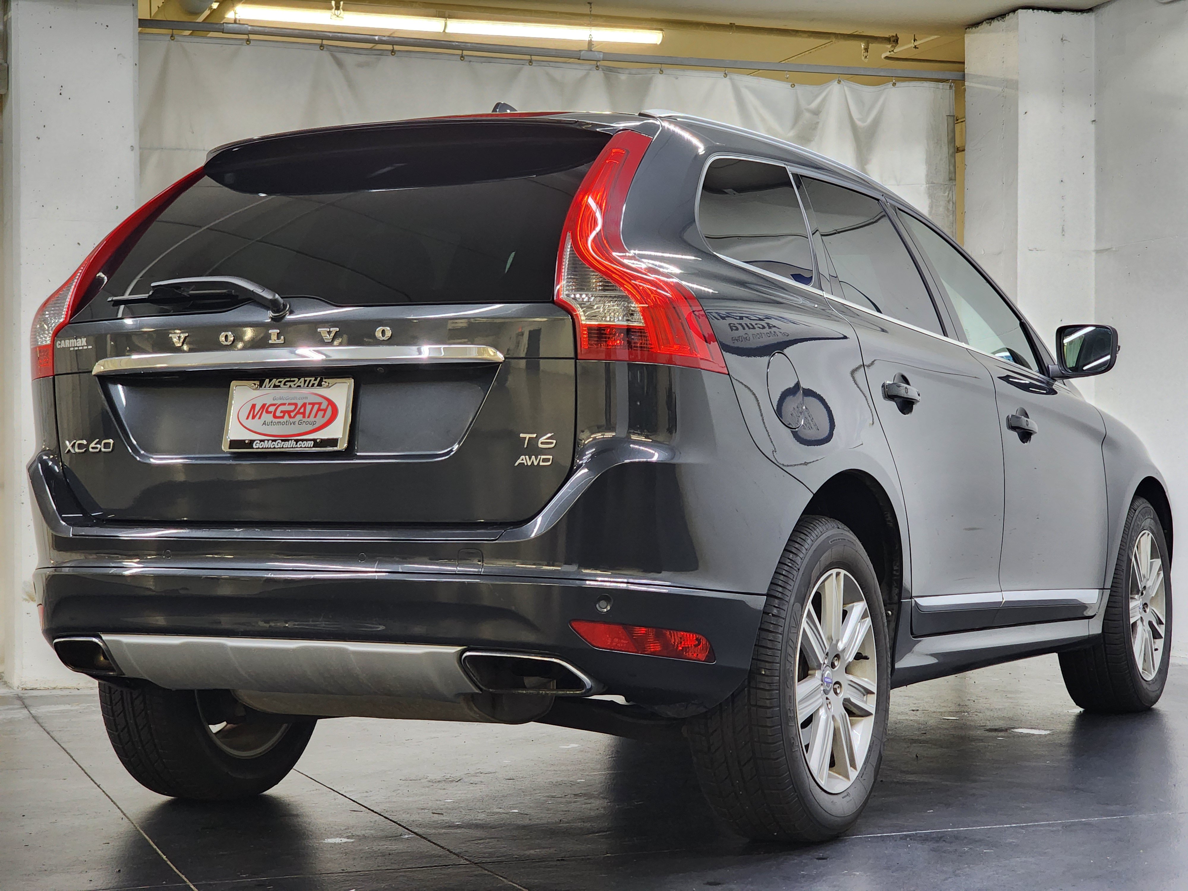 Used 2016 Volvo XC60 T6 w/ Climate Package AWD/4WD image 6