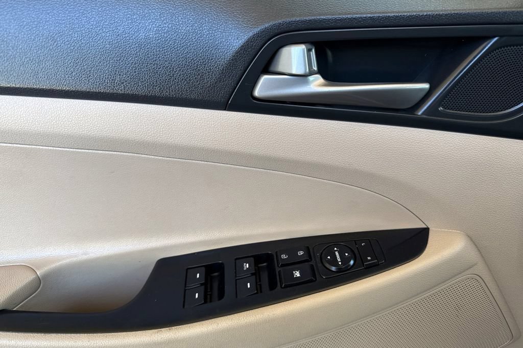 Used 2018 Hyundai Tucson SEL Plus FWD image 11