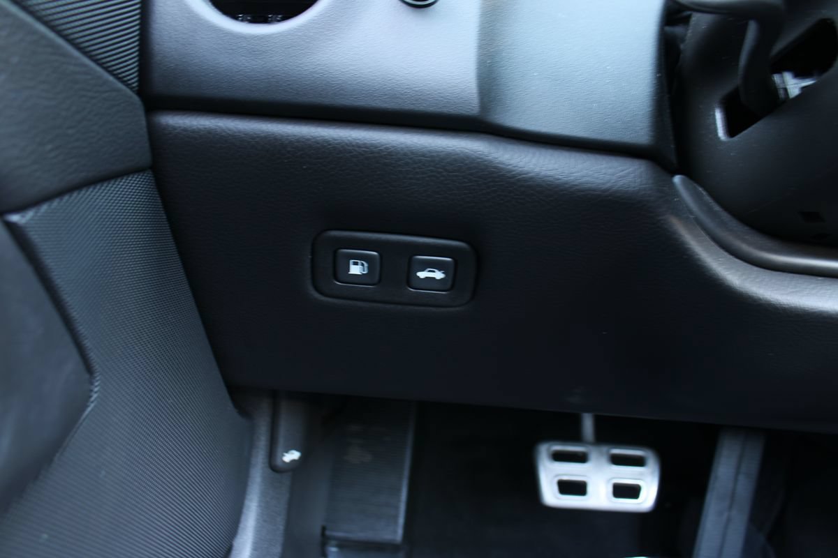Used 2009 Chevrolet Corvette Convertible RWD image 22
