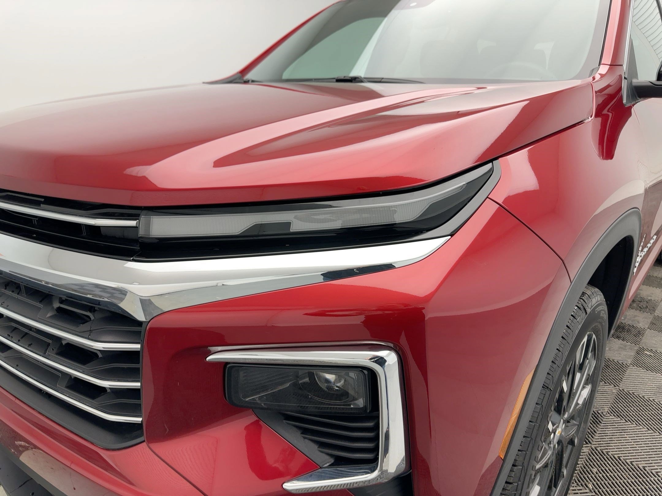 New 2026 Chevrolet Traverse LT w/ Sun and Wheel Package image 11