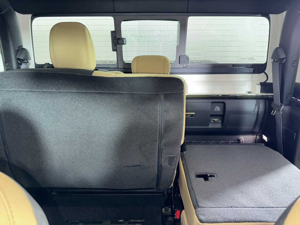 Used 2023 Jeep Gladiator Sport image 6