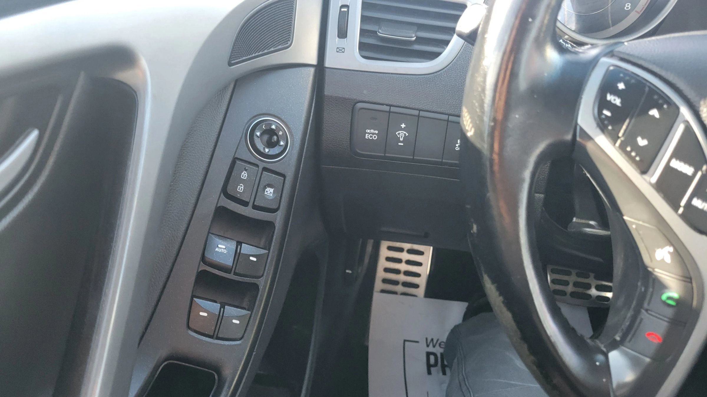 Used 2015 Hyundai Elantra Sport FWD image 19