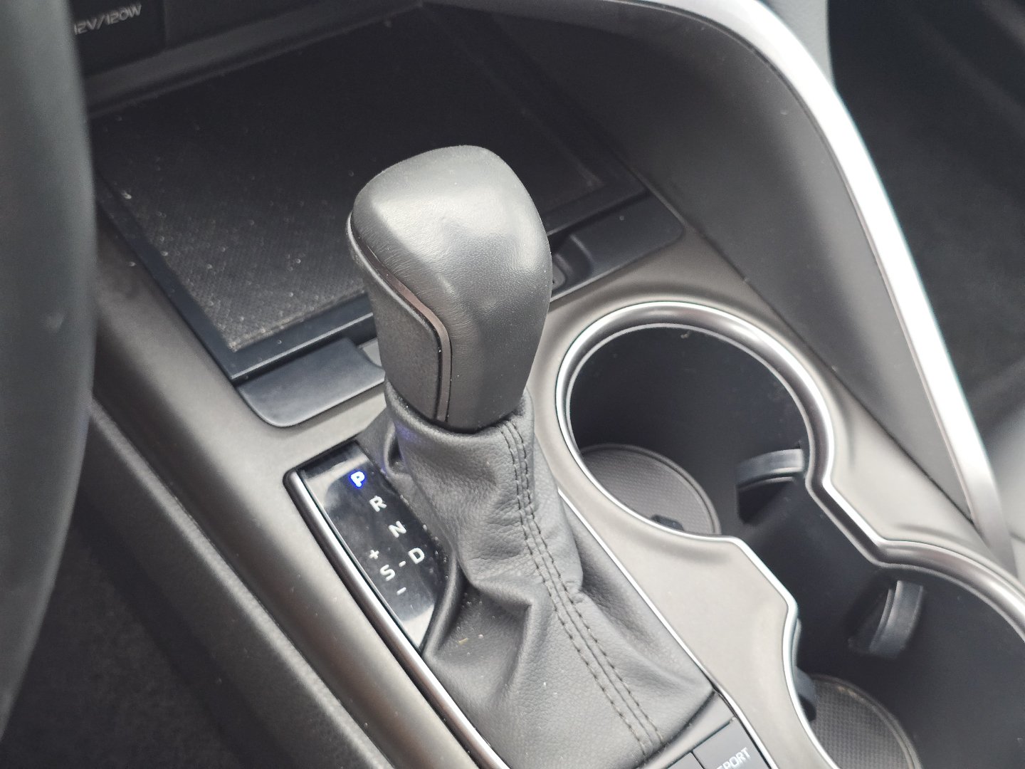 Used 2023 Toyota Camry SE FWD image 28