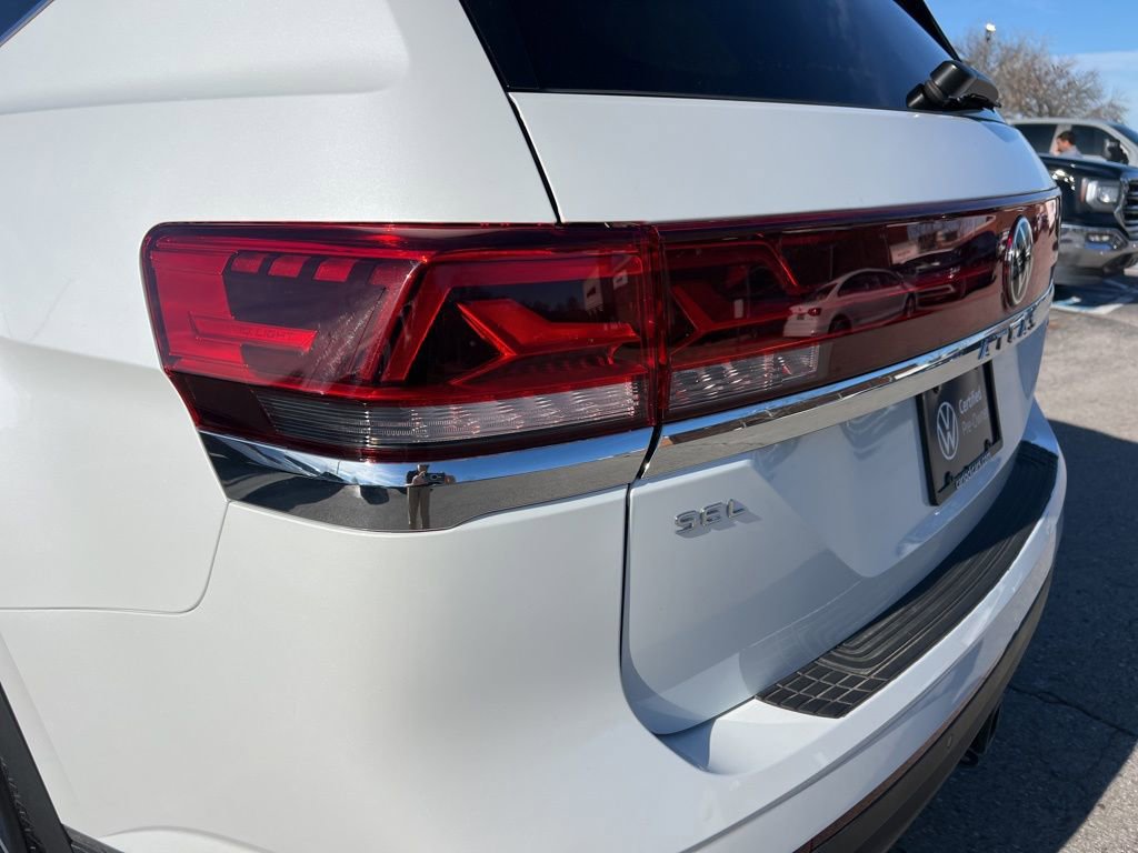 Used 2025 Volkswagen Atlas SEL image 12