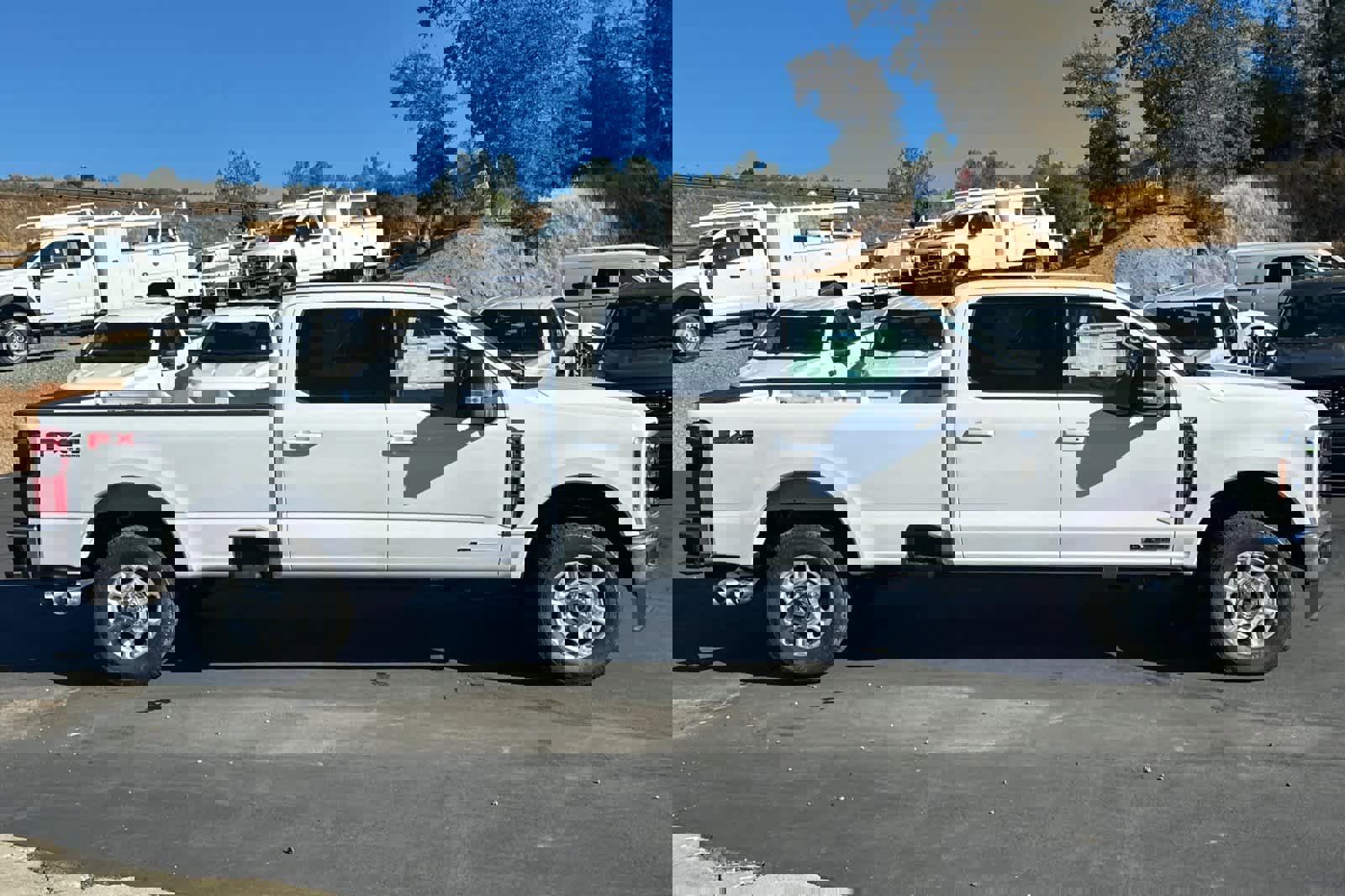 New 2026 Ford F350 4x4 Crew Cab Super Duty image 3