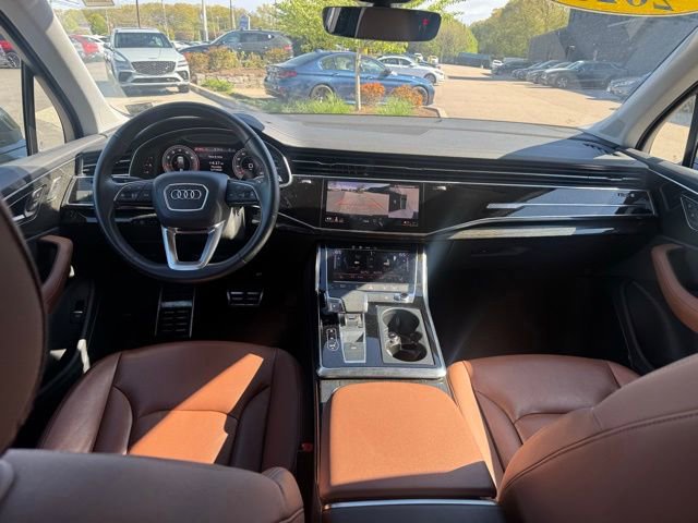 Used 2023 Audi Q7 2.0T Premium Plus w/ Premium Plus Package AWD/4WD image 34