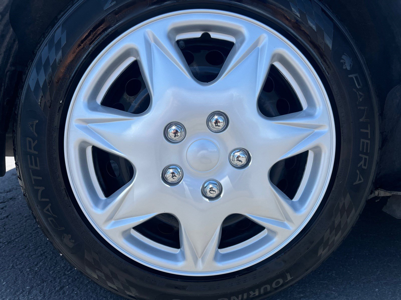 Used 2018 Nissan Sentra S FWD image 29