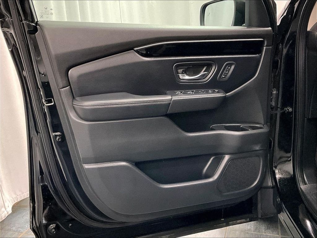 Used 2023 Honda Pilot EX-L image 9