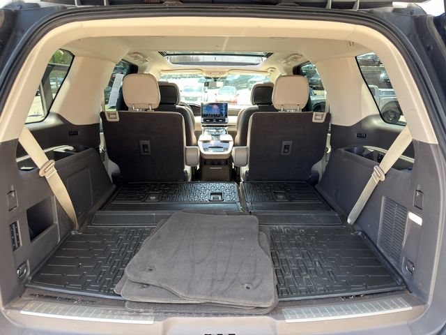 Used 2024 Lincoln Navigator Premiere AWD/4WD image 58