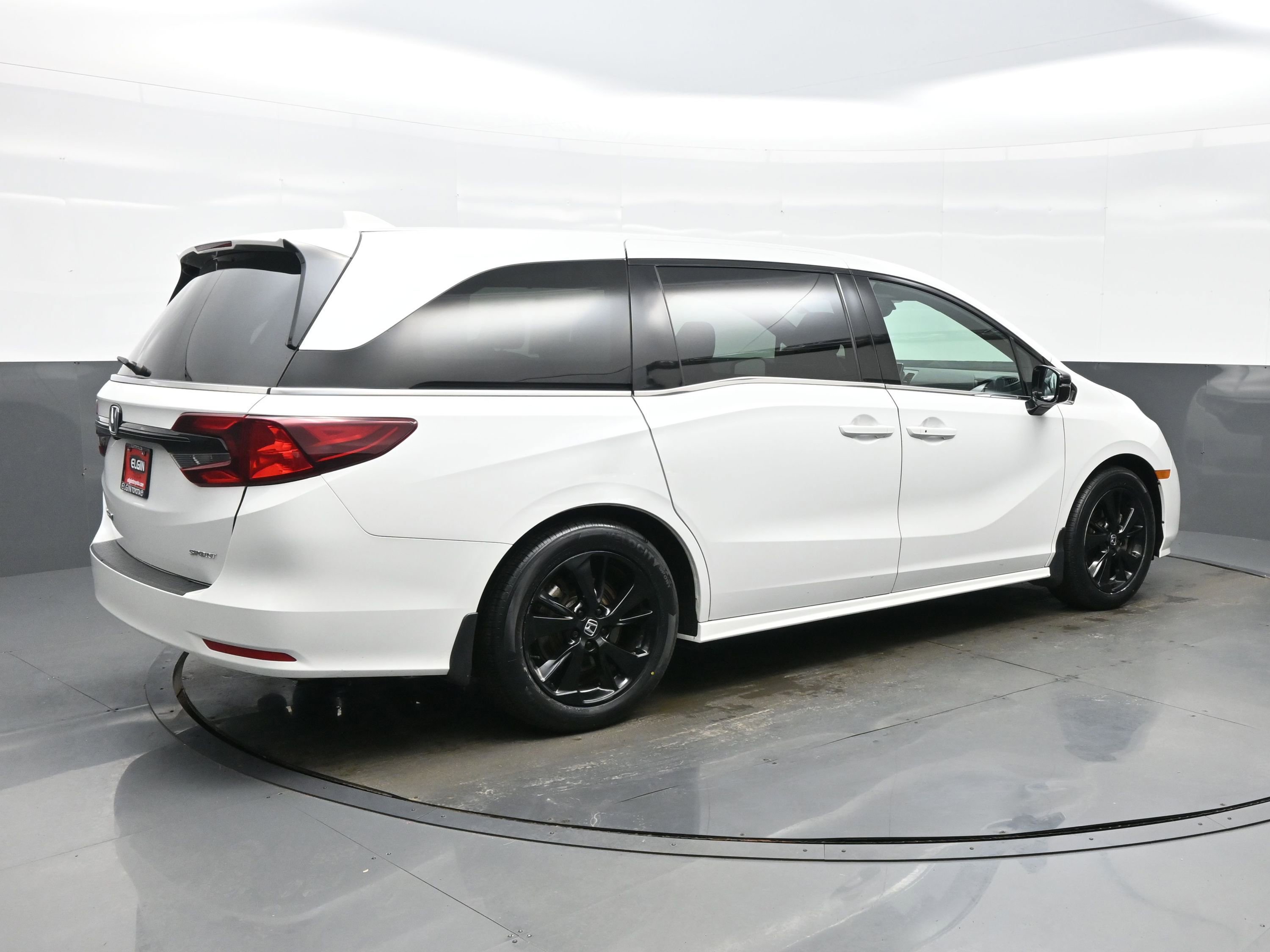 Used 2023 Honda Odyssey Sport image 6