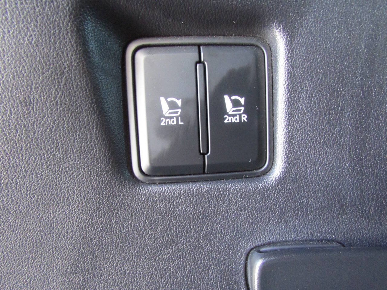 Used 2027 Kia Telluride SX Prestige X-Pro AWD/4WD image 47