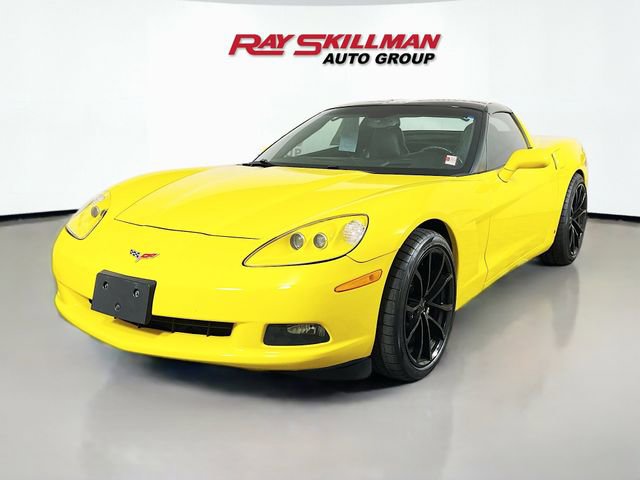 Used 2007 Chevrolet Corvette Coupe w/ Preferred Equipment Group RWD image 3