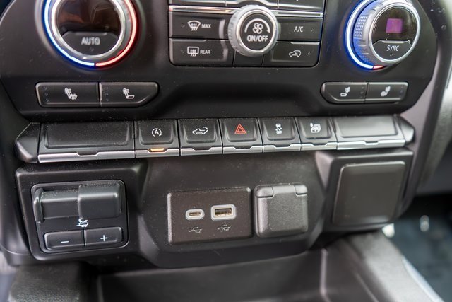 Used 2021 Chevrolet Silverado 1500 RST w/ Bed Protection Package image 31