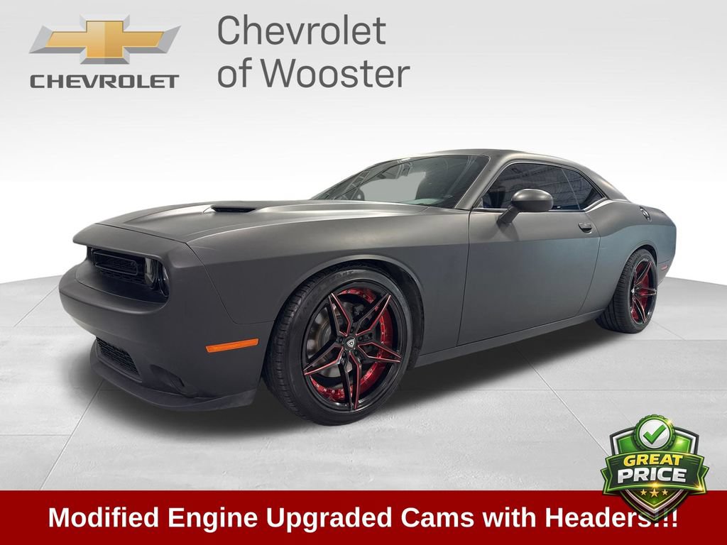 Used 2018 Dodge Challenger R/T w/ Blacktop Package RWD image 1