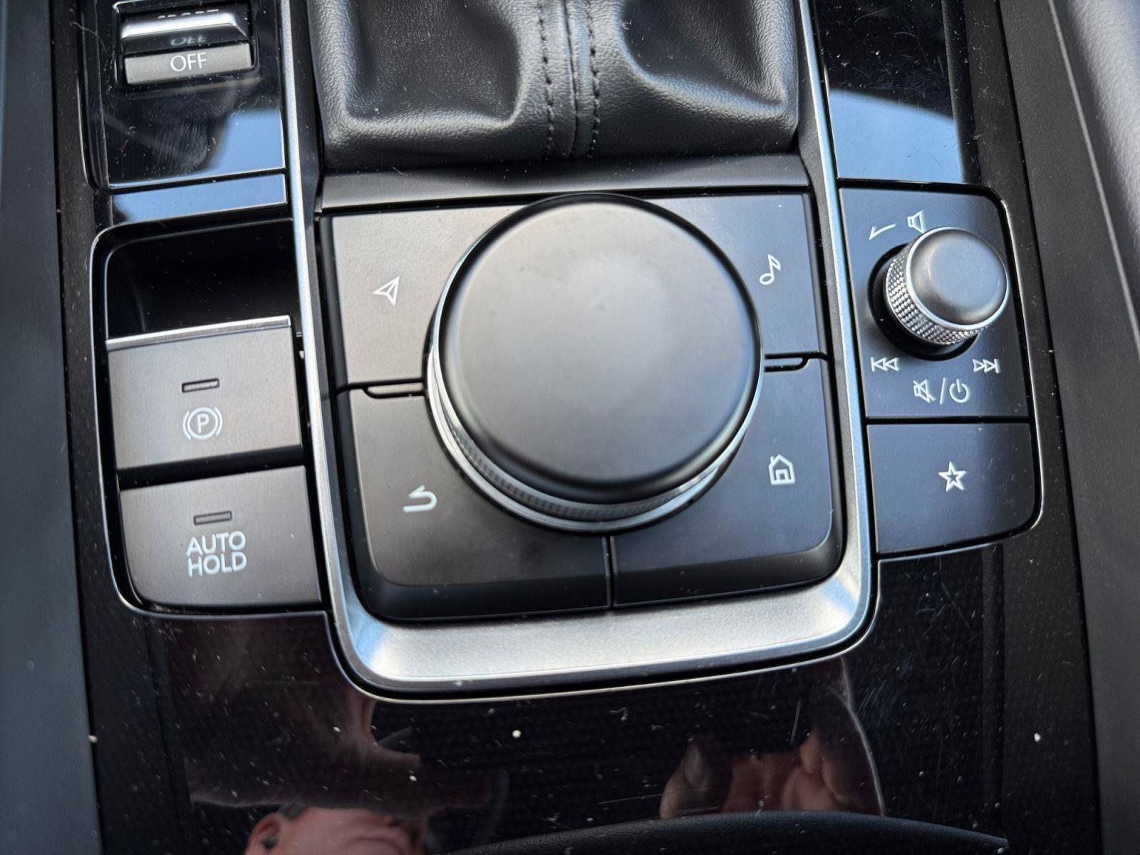 Used 2025 MAZDA MAZDA3 Carbon image 23