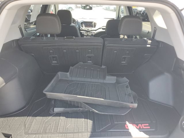 Certified 2024 GMC Terrain SLE w/ Driver Convenience Package FWD image 7