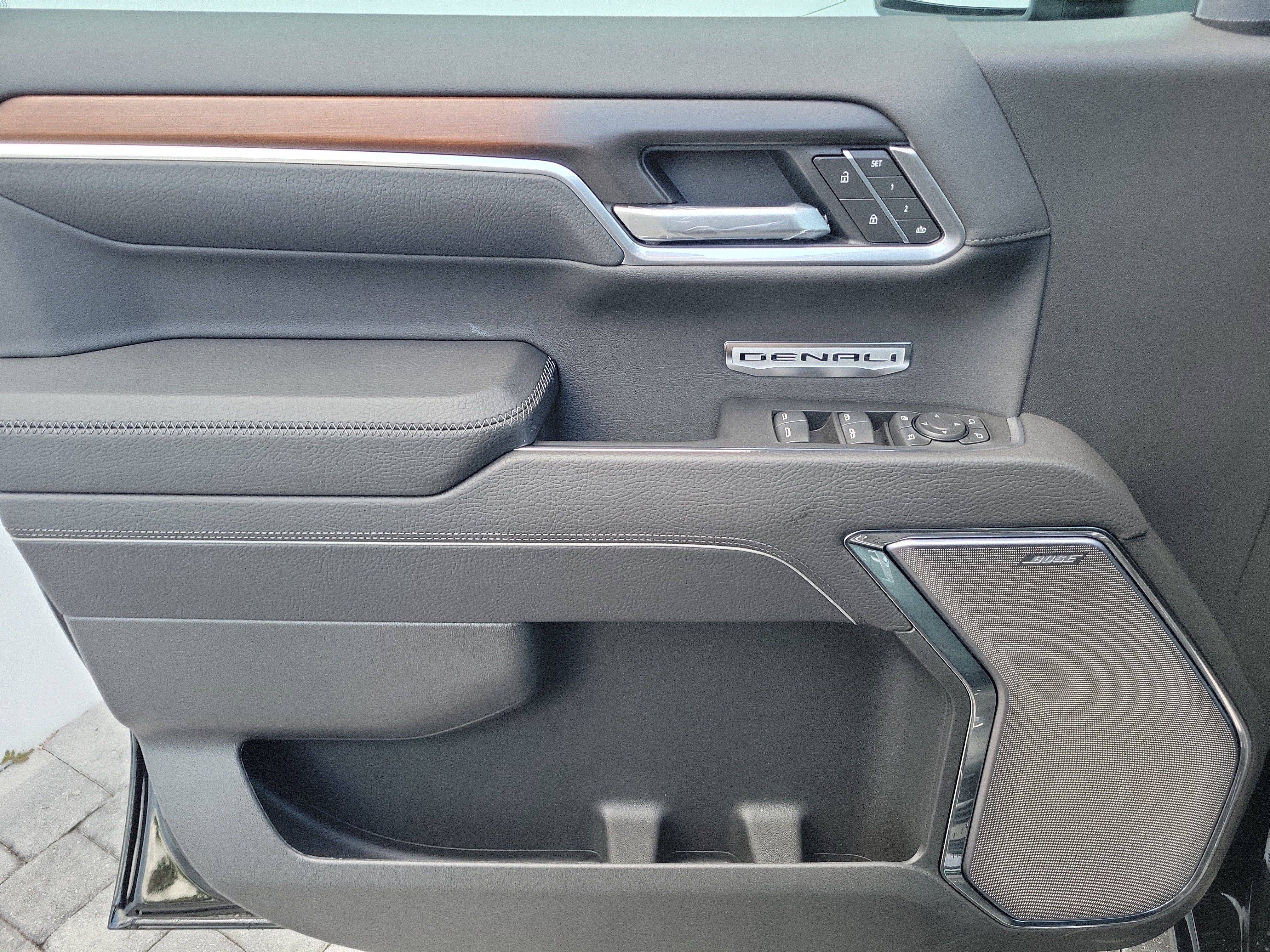 New 2026 GMC Sierra 1500 Denali AWD/4WD image 17