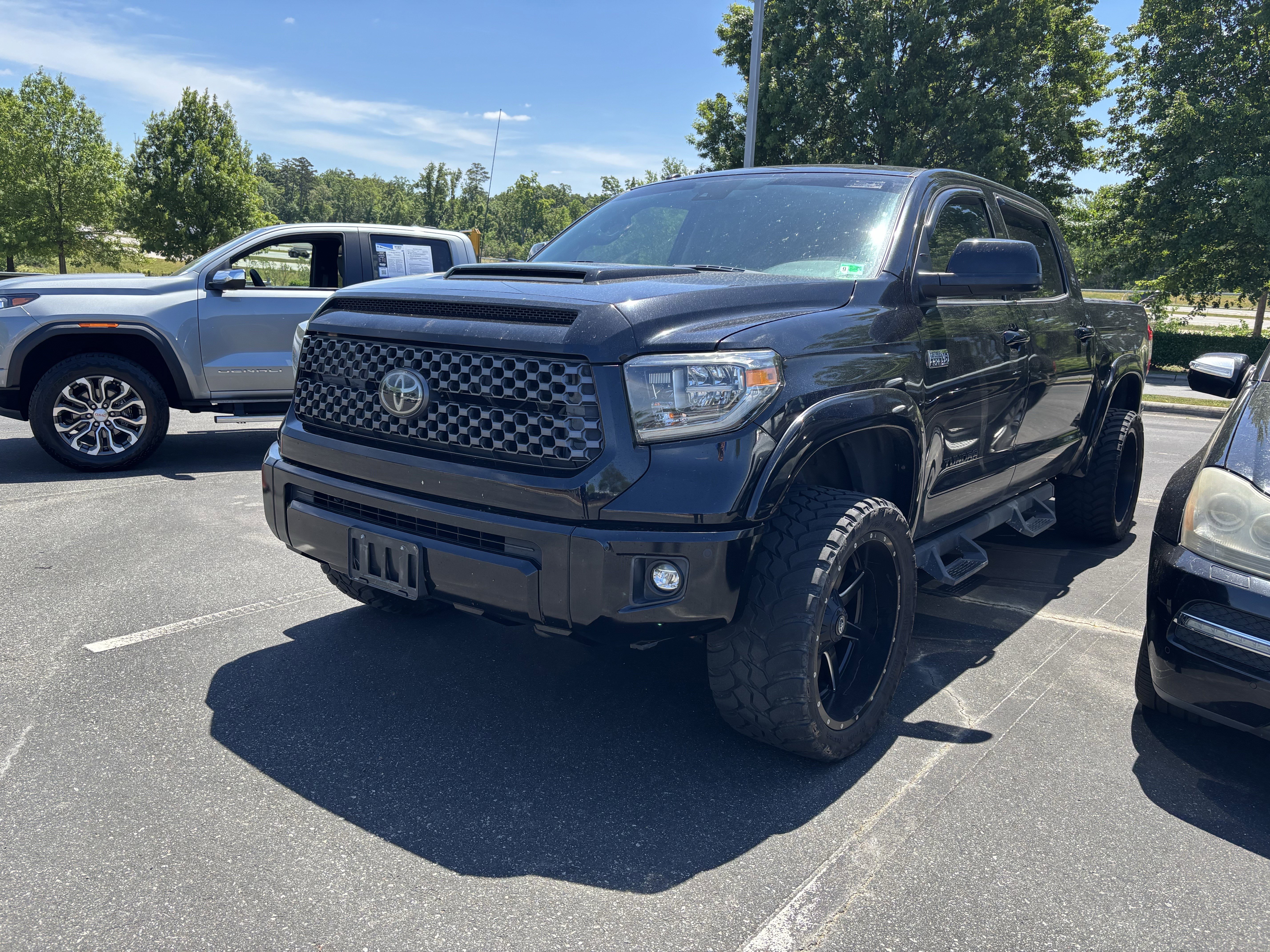 Used 2018 Toyota Tundra SR5 w/ TRD Sport Package AWD/4WD image 14