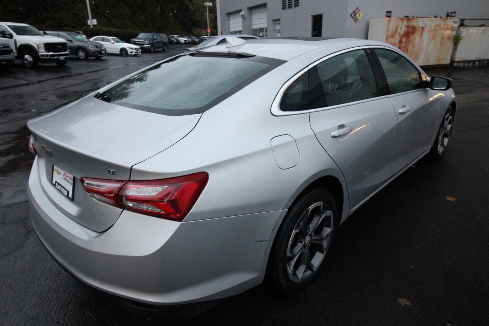 Used 2022 Chevrolet Malibu LT FWD image 5
