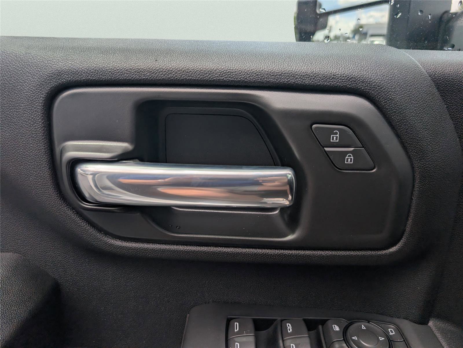 New 2026 Chevrolet Silverado 2500 Custom w/ Custom Value Package AWD/4WD image 16