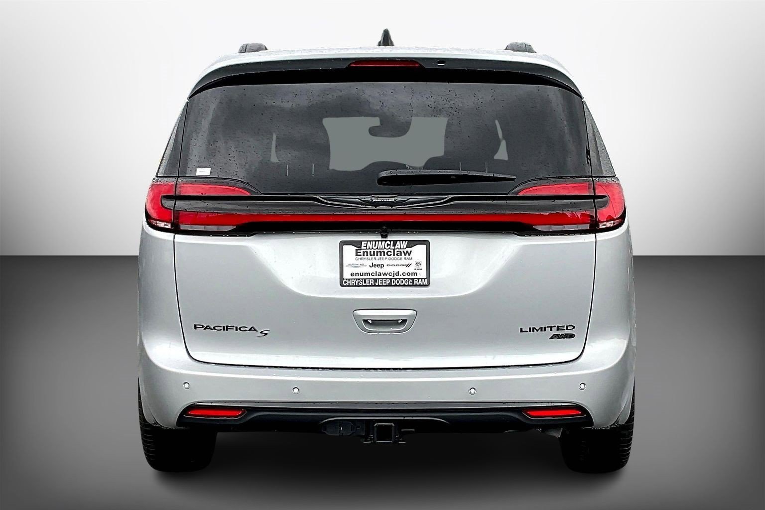 New 2026 Chrysler Pacifica Limited w/ S Appearance Package image 4