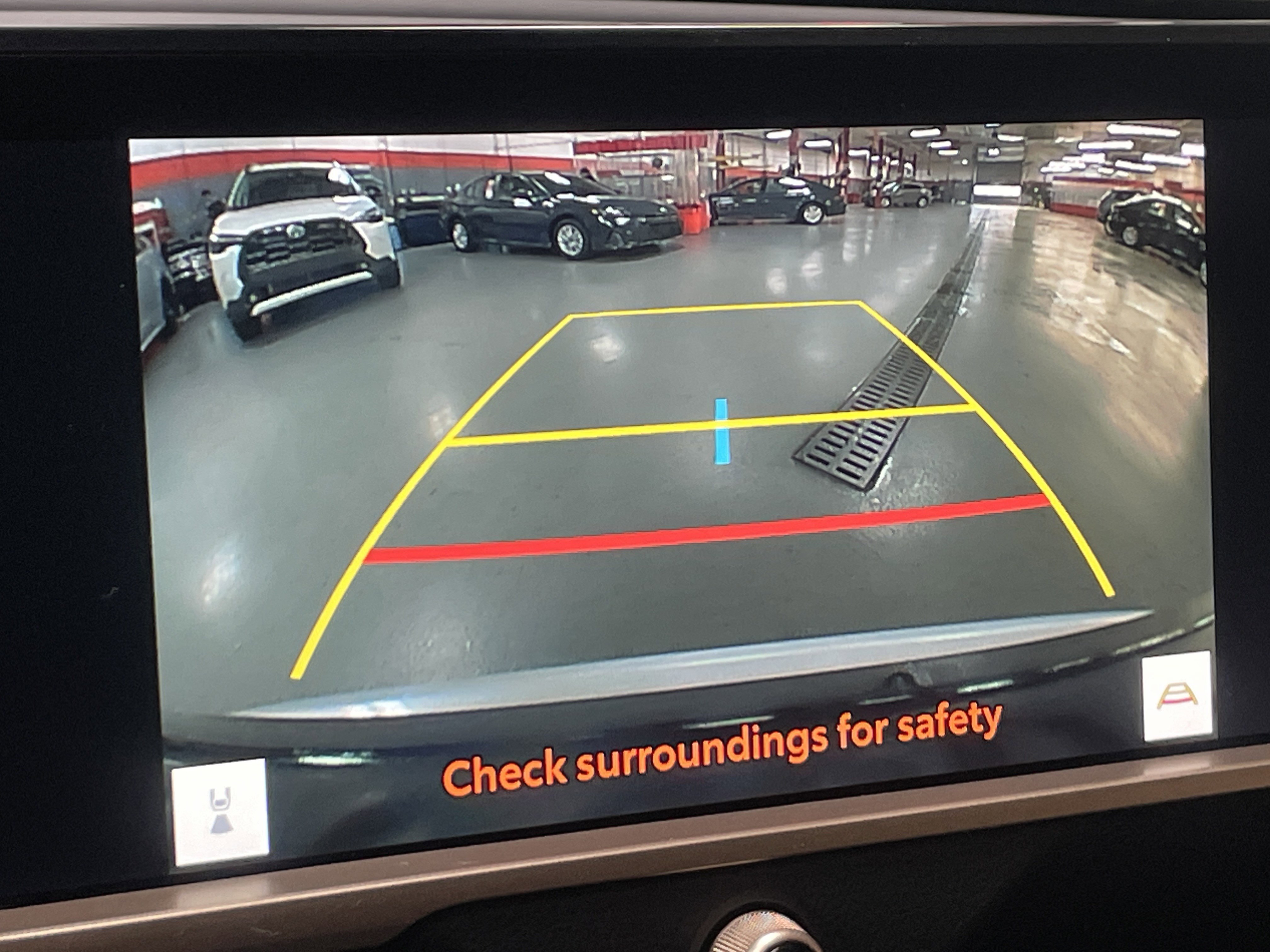 Used 2023 Toyota Crown Limited image 25