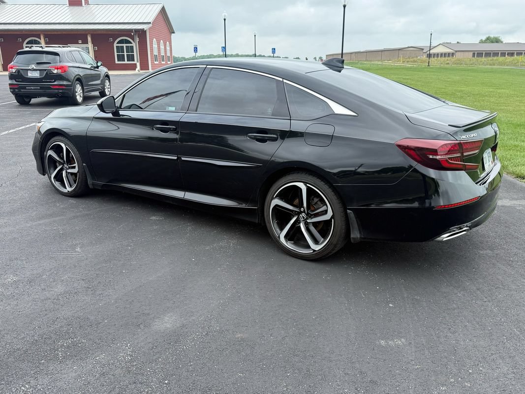 Used 2019 Honda Accord Sport image 6