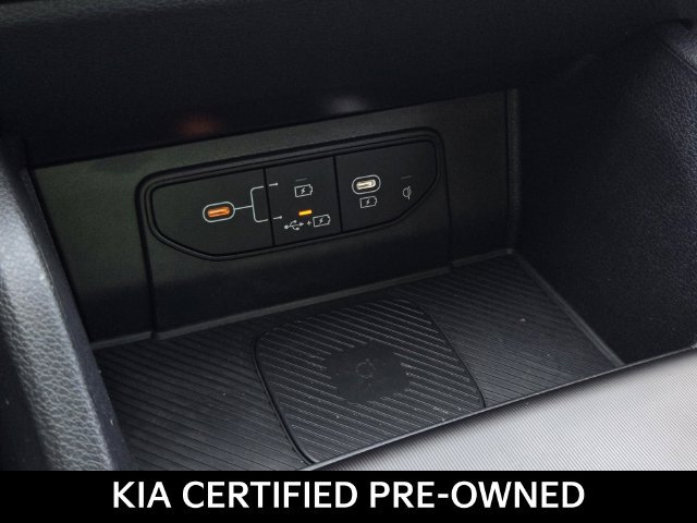 Certified 2026 Kia Sportage EX w/ EX Panorama Roof Package FWD image 24