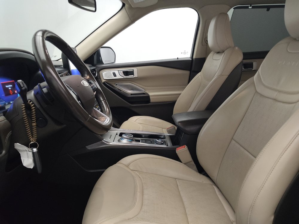 Used 2020 Ford Explorer Platinum w/ Premium Technology Package AWD/4WD image 17
