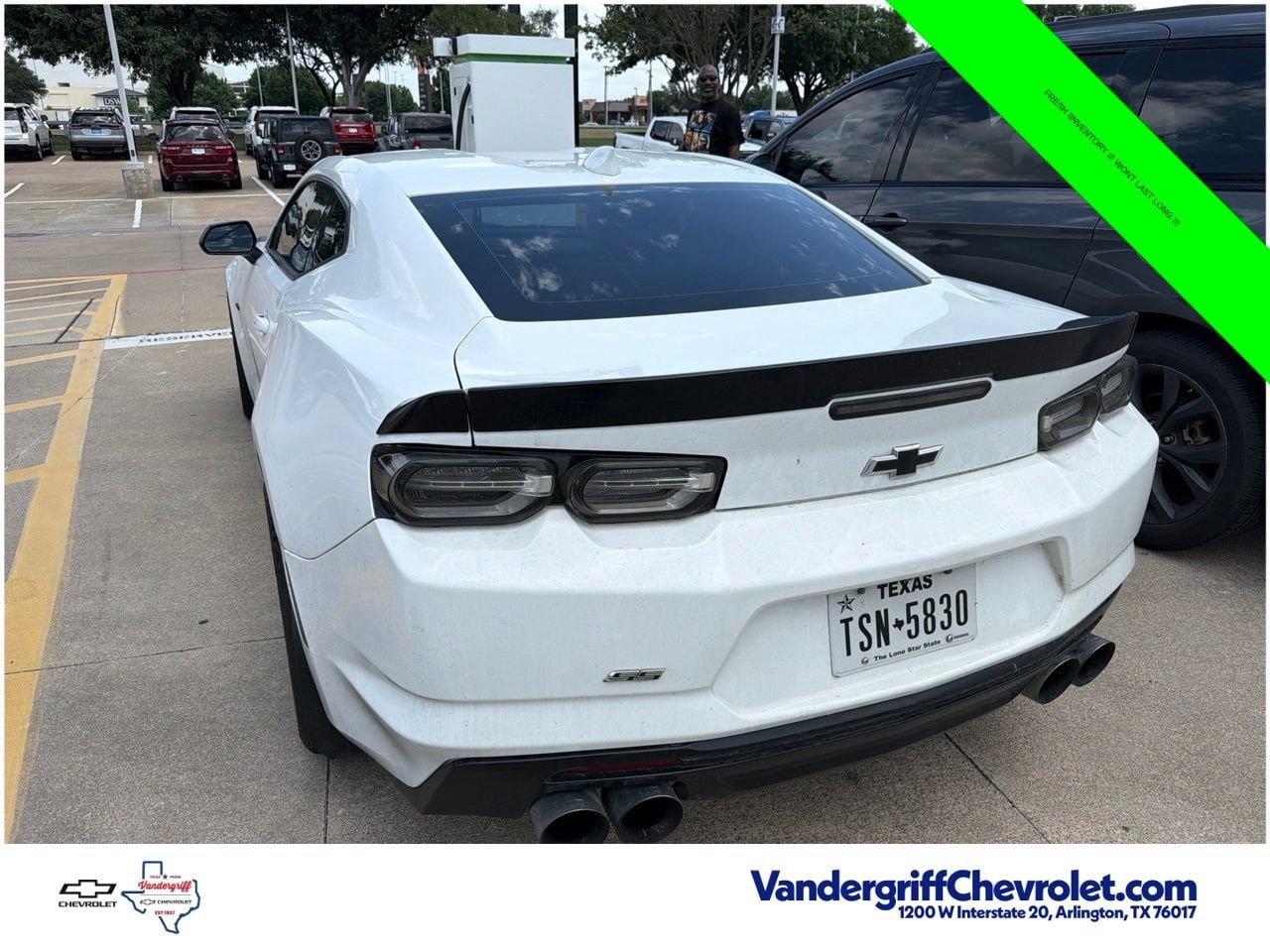 Used 2019 Chevrolet Camaro SS RWD image 4