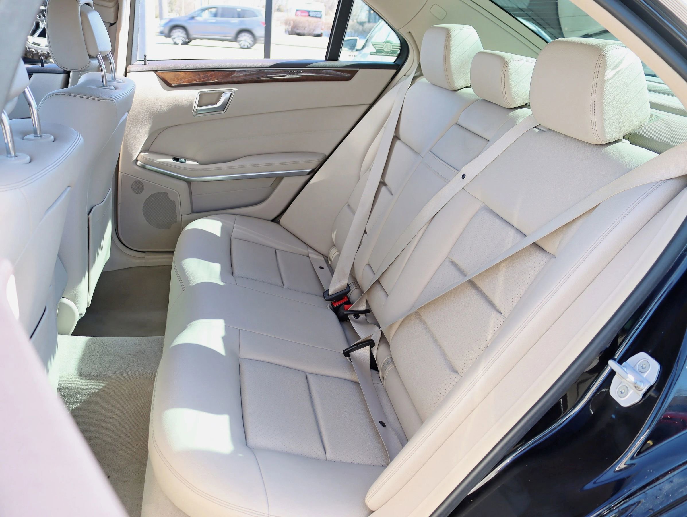 Used 2014 Mercedes-Benz E 350 E 350 4MATIC Sedan 4D image 29