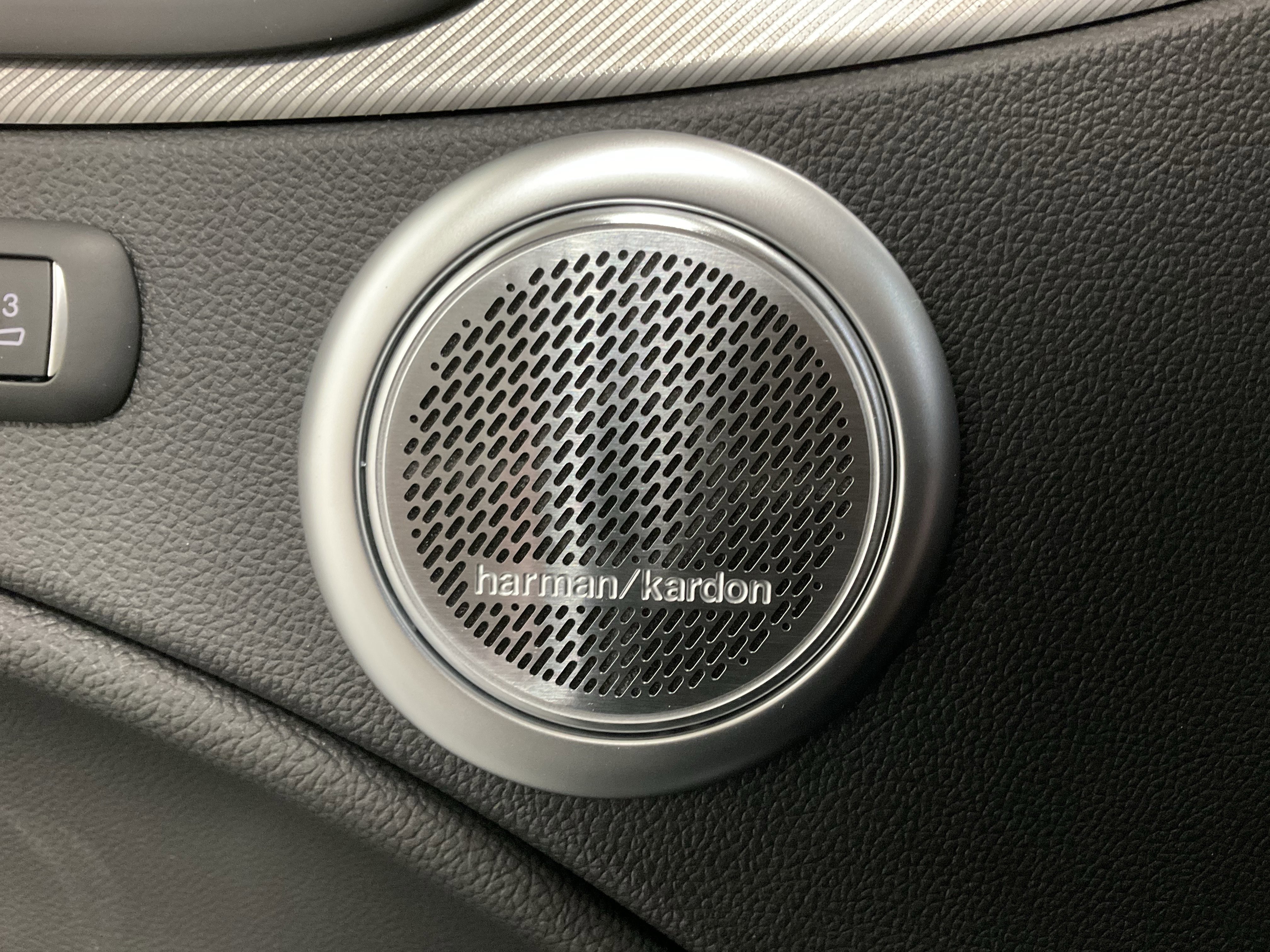 New 2026 Alfa Romeo Stelvio Sprint image 5