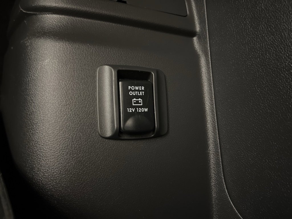 Used 2021 Mitsubishi Outlander SEL image 35