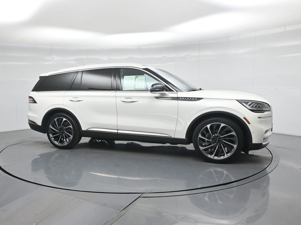 Used 2021 Lincoln Aviator Reserve w/ Equipment Group 201A image 27